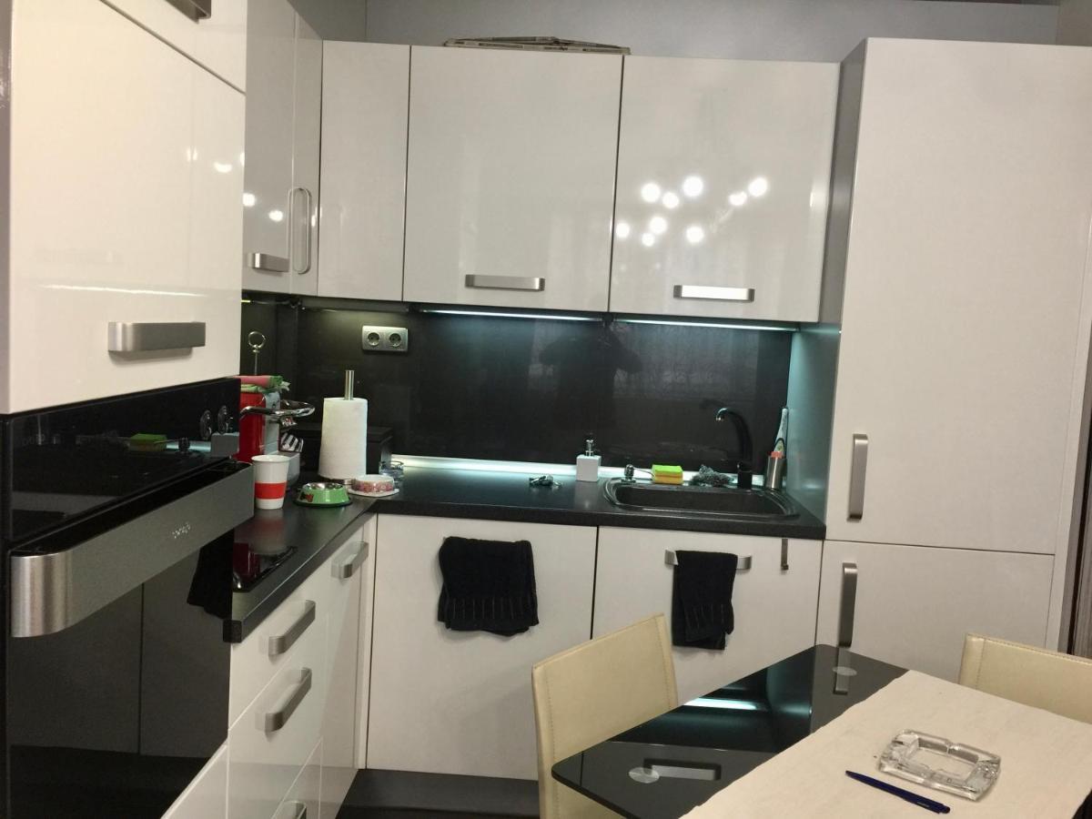 Lovely Sofia Apartment Katerina With Free Parking Екстер'єр фото