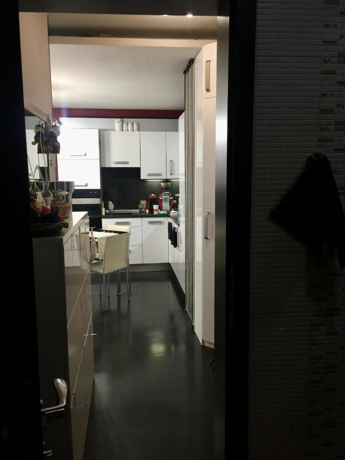Lovely Sofia Apartment Katerina With Free Parking Екстер'єр фото