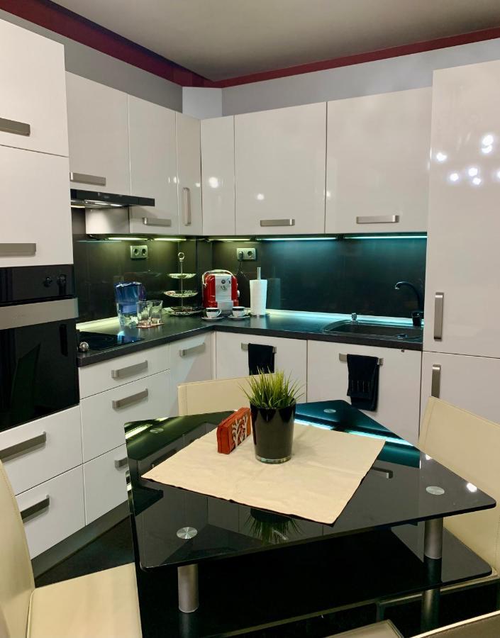 Lovely Sofia Apartment Katerina With Free Parking Екстер'єр фото